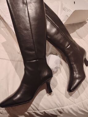 Brand New Anne Klein Women's Perfektion Size 10 Boots